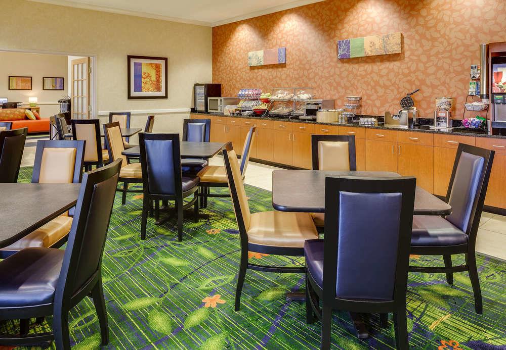 Fairfield Inn Manhattan, Kansas מראה חיצוני תמונה